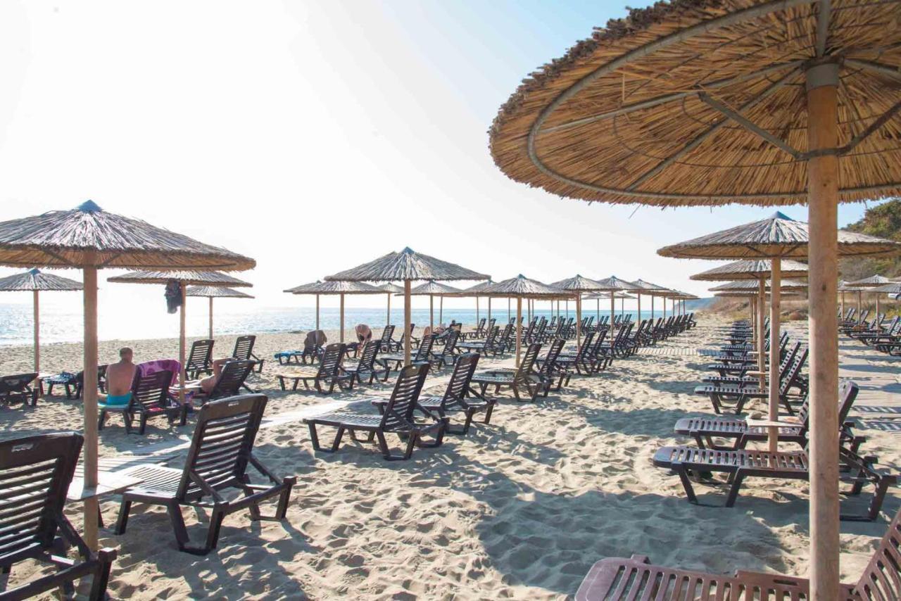 Marina White Sands Beach Hotel ออบซอร์ ภายนอก รูปภาพ